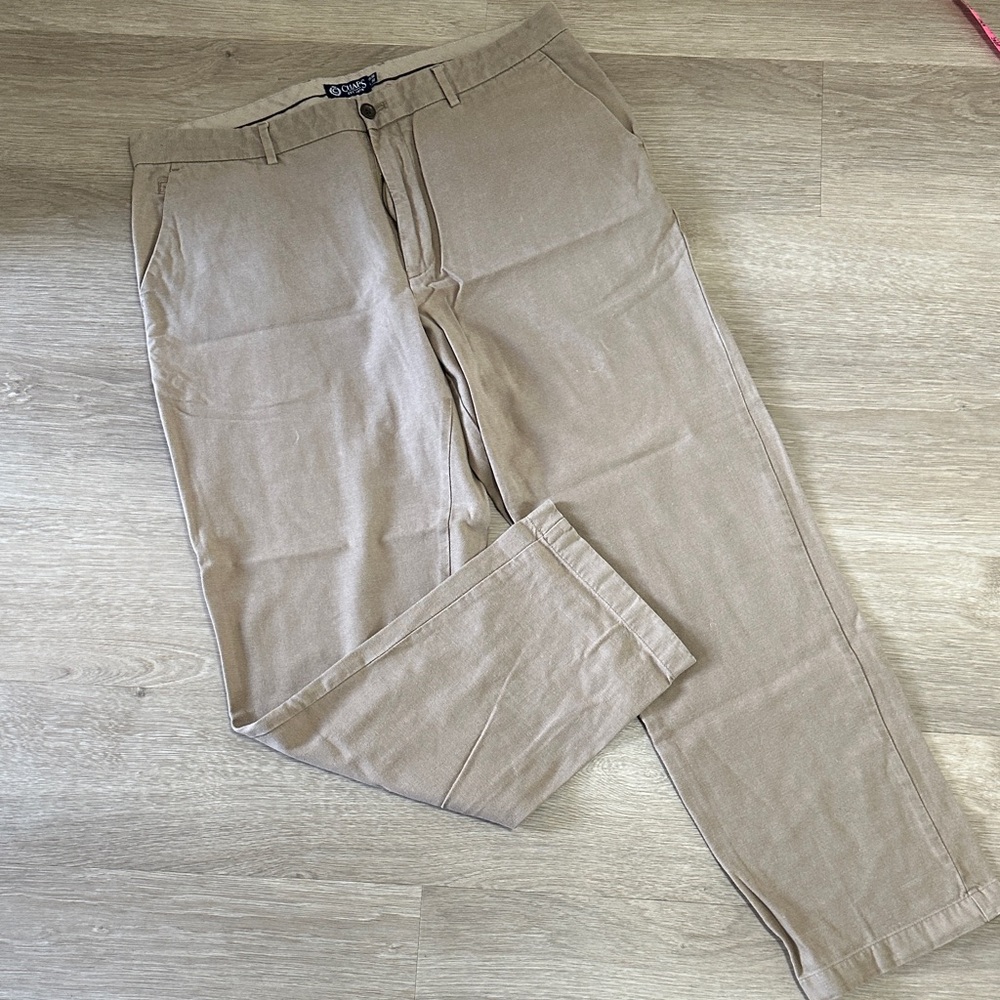 Chaps Men's Khaki Chinos